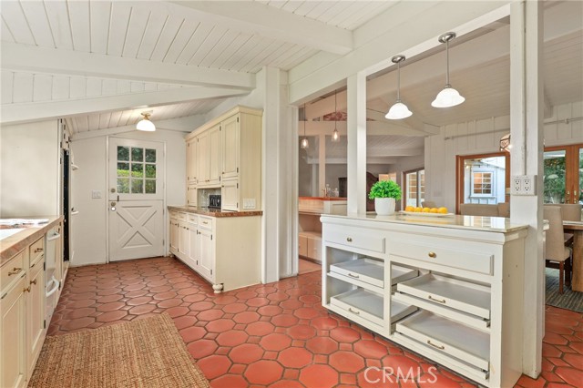 57 Strawberry Lane, Rolling Hills Estates, California 90274, 6 Bedrooms Bedrooms, ,3 BathroomsBathrooms,Residential,Sold,Strawberry,SB21051778