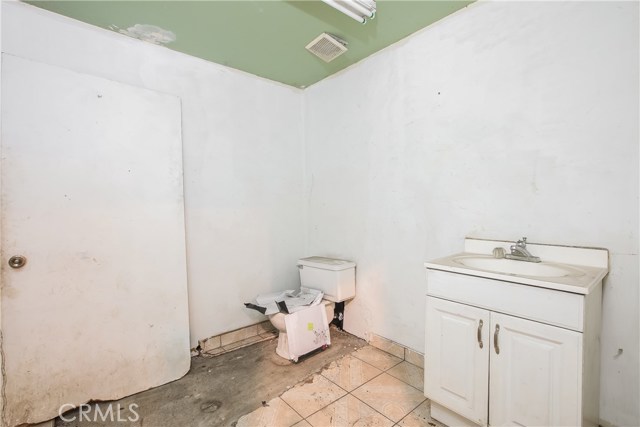 Slauson, 90255, ,Commercial,For Sale,Slauson,RS20175683