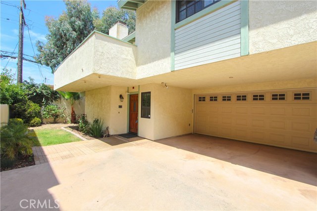 2213 Mathews Avenue, Redondo Beach, California 90278, 3 Bedrooms Bedrooms, ,2 BathroomsBathrooms,Residential,Sold,Mathews,SB17158341
