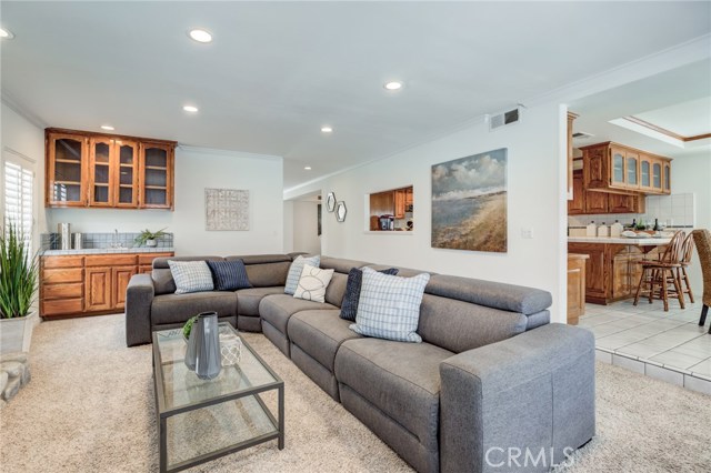 513 Camino Real, Redondo Beach, California 90277, 5 Bedrooms Bedrooms, ,2 BathroomsBathrooms,Residential,Sold,Camino Real,SB20152280