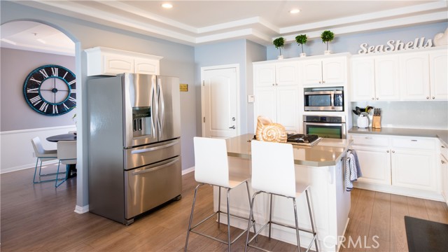 1705 Marshallfield Lane, Redondo Beach, California 90278, 4 Bedrooms Bedrooms, ,2 BathroomsBathrooms,Residential,Sold,Marshallfield,SB21036062