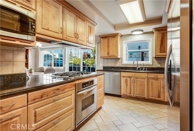 450 Paulina Avenue, Redondo Beach, California 90277, 4 Bedrooms Bedrooms, ,2 BathroomsBathrooms,Residential,Sold,Paulina,SB19263852