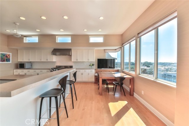 kitchen with breakfast nook