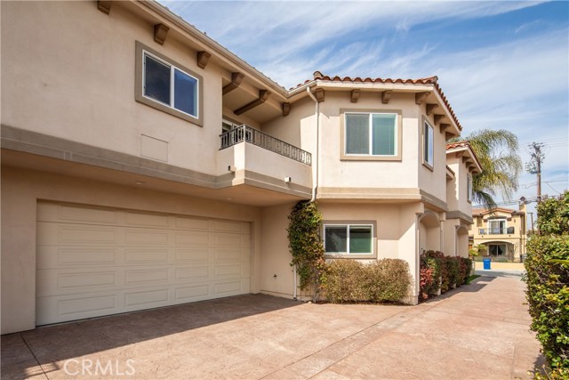 2208 Warfield Avenue, Redondo Beach, California 90278, 4 Bedrooms Bedrooms, ,2 BathroomsBathrooms,Residential,Sold,Warfield,SB19044188