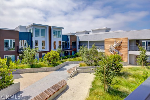 1920 Pacific Coast Highway, Redondo Beach, California 90277, 1 Bedroom Bedrooms, ,1 BathroomBathrooms,Residential,Sold,Pacific Coast Highway,OC20103454