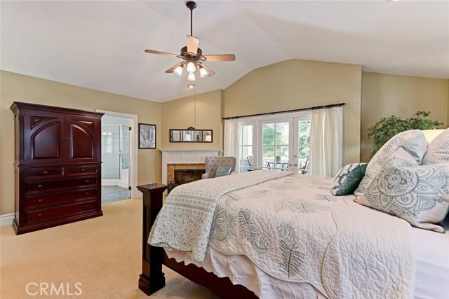 Relaxing master bedroom with ensuite master bath.