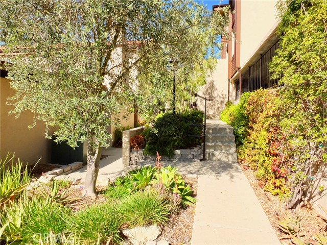 5927 Armaga Spring Road, Rancho Palos Verdes, California 90275, 2 Bedrooms Bedrooms, ,2 BathroomsBathrooms,Residential,Sold,Armaga Spring,PW21067597