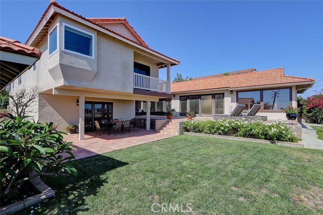 5810 Sunmist Drive, Rancho Palos Verdes, California 90275, 4 Bedrooms Bedrooms, ,3 BathroomsBathrooms,Residential,Sold,Sunmist,SB19187283