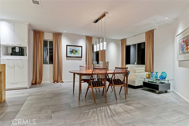 1818 Spreckels Lane, Redondo Beach, California 90278, 4 Bedrooms Bedrooms, ,3 BathroomsBathrooms,Residential,Sold,Spreckels,SB17228588