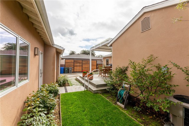 2703 Spreckels Lane, Redondo Beach, California 90278, 4 Bedrooms Bedrooms, ,3 BathroomsBathrooms,Residential,Sold,Spreckels,PW20057811