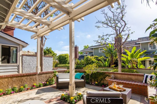 4 Bermuda Court, Manhattan Beach, California 90266, 2 Bedrooms Bedrooms, ,2 BathroomsBathrooms,Residential,Sold,Bermuda,SB18141600