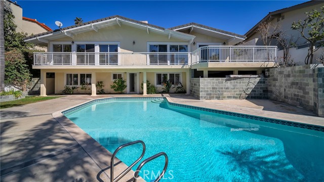 1208 Via Coronel, Palos Verdes Estates, California 90274, 4 Bedrooms Bedrooms, ,2 BathroomsBathrooms,Residential,Sold,Via Coronel,PV21037228