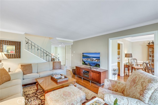 25 Via Granada, Rolling Hills Estates, California 90274, 3 Bedrooms Bedrooms, ,2 BathroomsBathrooms,Residential,Sold,Via Granada,TR21114102