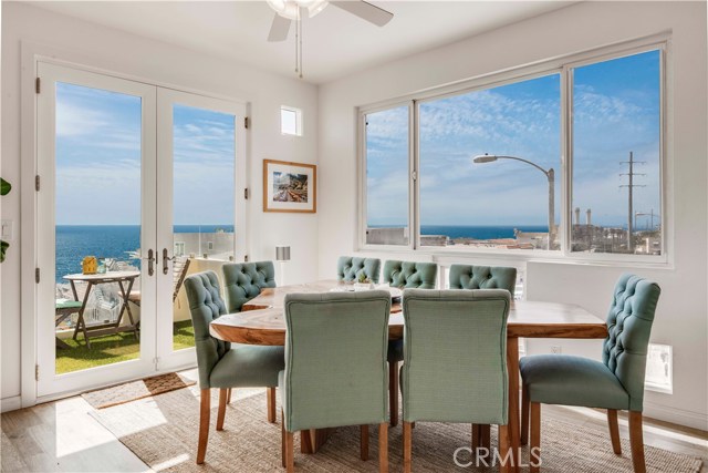 4216 Highland Avenue, Manhattan Beach, California 90266, 2 Bedrooms Bedrooms, ,2 BathroomsBathrooms,Residential,Sold,Highland,SB20133464