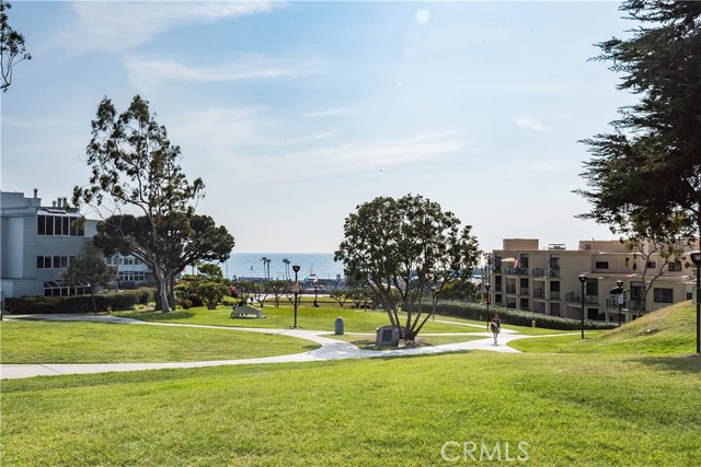 240 The Village, Redondo Beach, California 90277, 1 Bedroom Bedrooms, ,1 BathroomBathrooms,Residential,Sold,The Village,SB18076008