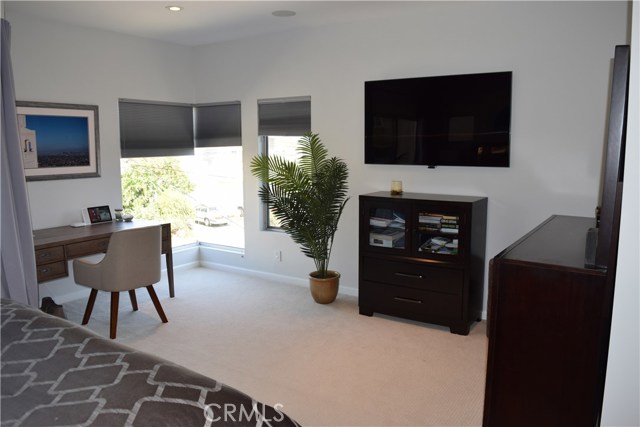 1604 Carlson Lane, Redondo Beach, California 90278, 4 Bedrooms Bedrooms, ,3 BathroomsBathrooms,Residential,Sold,Carlson,SB20206850