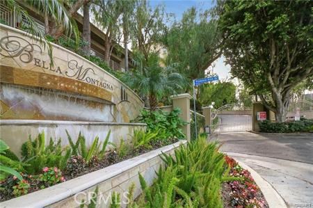Photo of 5260 Premiere Hills Circle #204, Woodland Hills, CA 91364