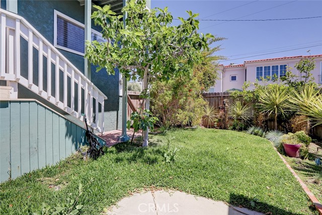 978 5th Street, Hermosa Beach, California 90254, 4 Bedrooms Bedrooms, ,2 BathroomsBathrooms,Residential,Sold,5th,SB21080244