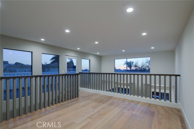 228 Helberta Avenue, Redondo Beach, California 90277, 5 Bedrooms Bedrooms, ,5 BathroomsBathrooms,Residential,Sold,Helberta,PV18015757