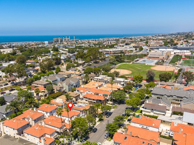 225 Irena Avenue, Redondo Beach, California 90277, 4 Bedrooms Bedrooms, ,3 BathroomsBathrooms,Residential,Sold,Irena,SB20159740