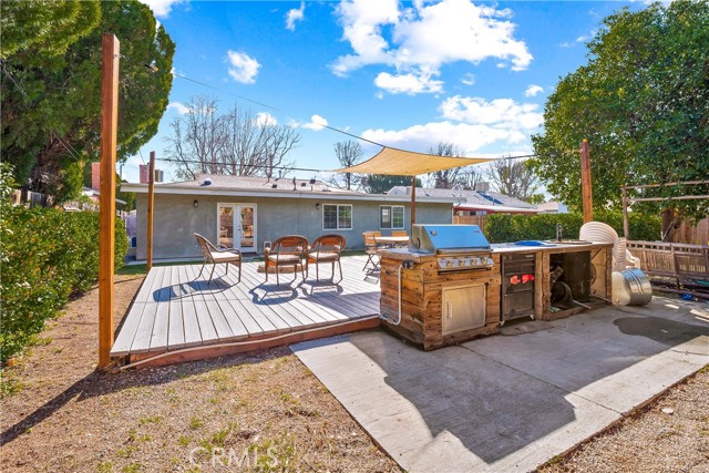 4 Bed Home for Sale in Lake Balboa, California