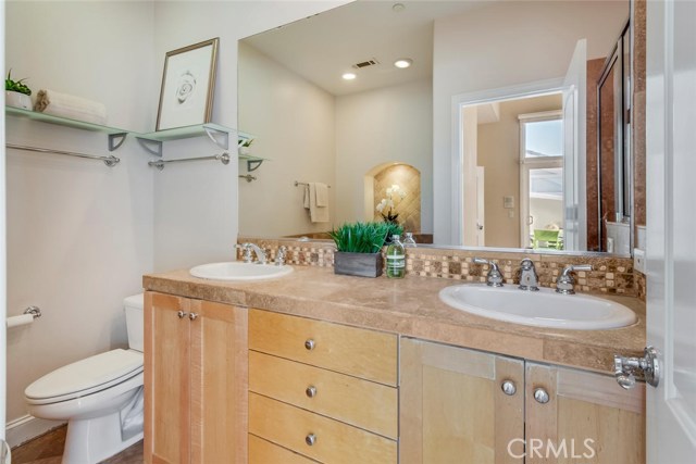2419 Grant Avenue, Redondo Beach, California 90278, 3 Bedrooms Bedrooms, ,2 BathroomsBathrooms,Residential,Sold,Grant,SB18097763
