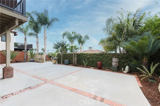 619 Gertruda Avenue, Redondo Beach, California 90277, 3 Bedrooms Bedrooms, ,Residential,Sold,Gertruda,PV20123167