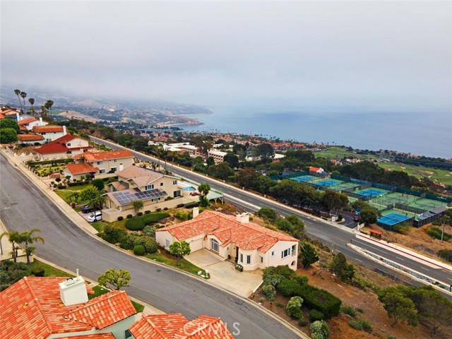 30900 Via La Cresta, Rancho Palos Verdes, California 90275, 4 Bedrooms Bedrooms, ,4 BathroomsBathrooms,Residential,Sold,Via La Cresta,PV21131475