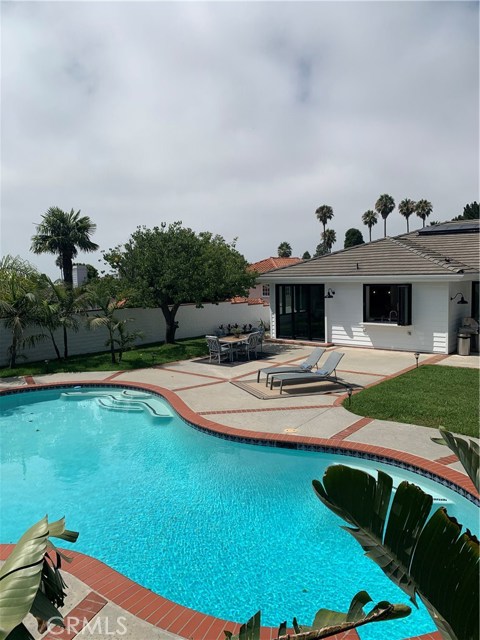 28926 Indian Valley Road, Rancho Palos Verdes, California 90275, 4 Bedrooms Bedrooms, ,3 BathroomsBathrooms,Residential,Sold,Indian Valley,PV20176146