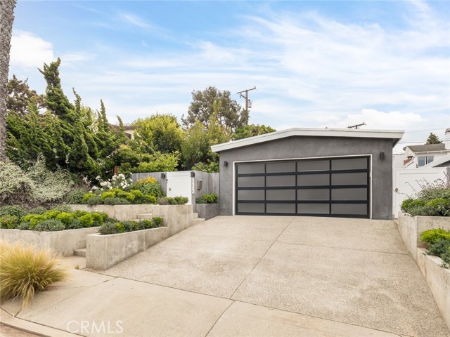 2204 Ardmore Avenue, Manhattan Beach, California 90266, 3 Bedrooms Bedrooms, ,2 BathroomsBathrooms,Residential,Sold,Ardmore,SB21089811