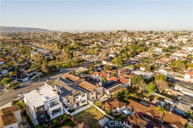 2213 Speyer Lane, Redondo Beach, California 90278, 4 Bedrooms Bedrooms, ,3 BathroomsBathrooms,Residential,Sold,Speyer,SB18079012