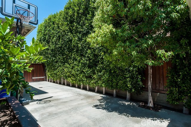 1608 Faymont Avenue, Manhattan Beach, California 90266, 3 Bedrooms Bedrooms, ,1 BathroomBathrooms,Residential,Sold,Faymont,SB17110962