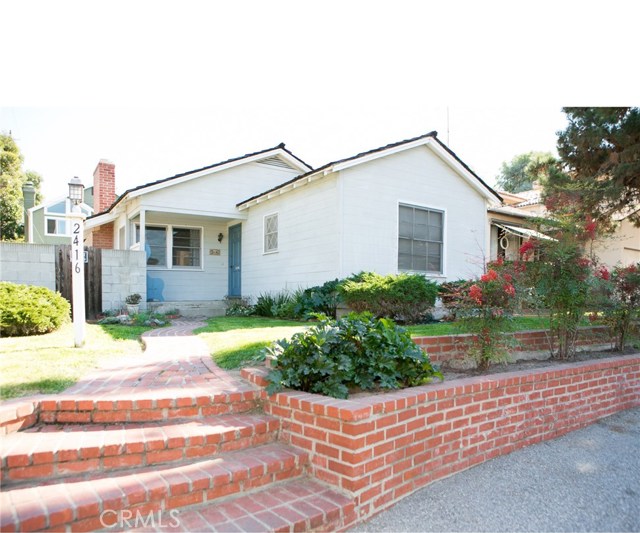 2416 Pine Avenue, Manhattan Beach, California 90266, 2 Bedrooms Bedrooms, ,1 BathroomBathrooms,Residential,Sold,Pine,SB17186446