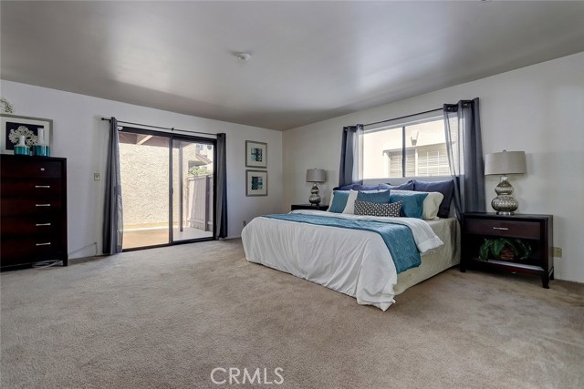 2513 Voorhees Avenue, Redondo Beach, California 90278, 2 Bedrooms Bedrooms, ,2 BathroomsBathrooms,Residential,Sold,Voorhees,SB18186536