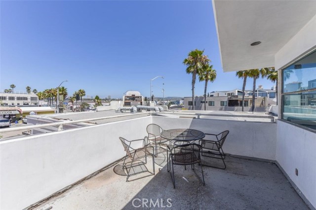 Palm, ,Commercial Rent,For Sale,Palm,OC20154361