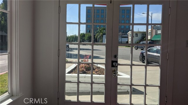 Olive, 91506, ,Commercial,For Sale,Olive,BB20175567