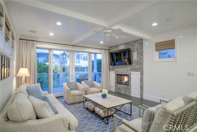 549 3rd Street, Manhattan Beach, California 90266, 5 Bedrooms Bedrooms, ,5 BathroomsBathrooms,Residential,Sold,3rd,SB21052350