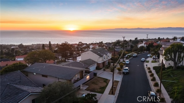 28321 San Nicolas Drive, Rancho Palos Verdes, California 90275, 4 Bedrooms Bedrooms, ,2 BathroomsBathrooms,Residential,Sold,San Nicolas,PV21097540