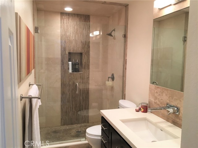 2202 Aviation Way, Redondo Beach, California 90278, 3 Bedrooms Bedrooms, ,2 BathroomsBathrooms,Residential,Sold,Aviation,SB17001047