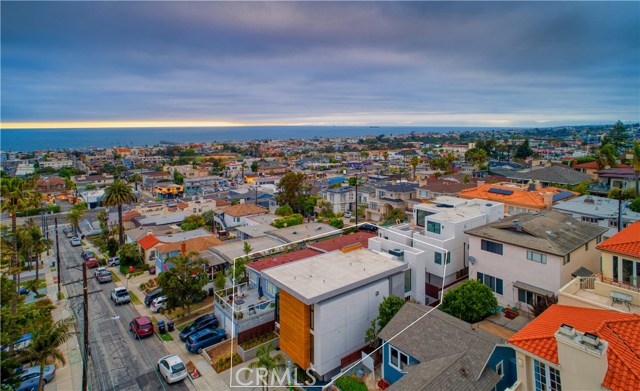 945 7th Street, Hermosa Beach, California 90254, 4 Bedrooms Bedrooms, ,3 BathroomsBathrooms,Residential,Sold,7th,SB19140226
