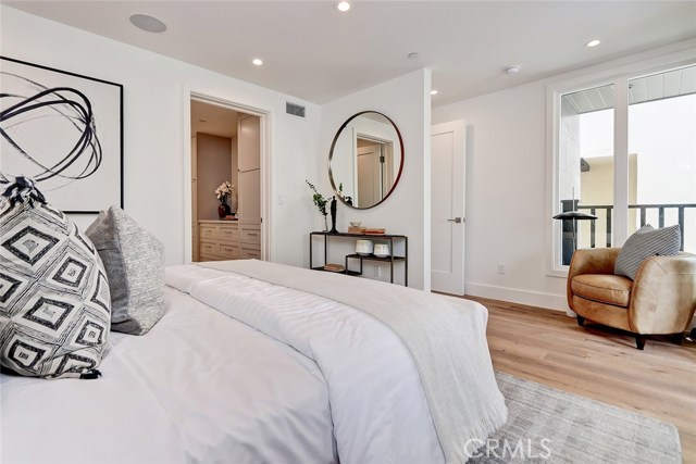 436 27th Street, Manhattan Beach, California 90266, 4 Bedrooms Bedrooms, ,4 BathroomsBathrooms,Residential,Sold,27th,SB19108994