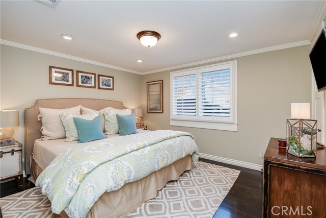 524 4th Street, Manhattan Beach, California 90266, 4 Bedrooms Bedrooms, ,2 BathroomsBathrooms,Residential,Sold,4th,SB21061545