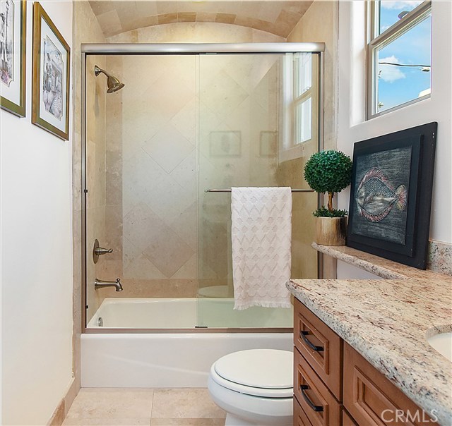 2403 Gates Avenue, Redondo Beach, California 90278, 4 Bedrooms Bedrooms, ,3 BathroomsBathrooms,Residential,Sold,Gates,SB20180622