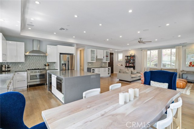 2019 Farrell Avenue, Redondo Beach, California 90278, 4 Bedrooms Bedrooms, ,4 BathroomsBathrooms,Residential,Sold,Farrell,SB20115506