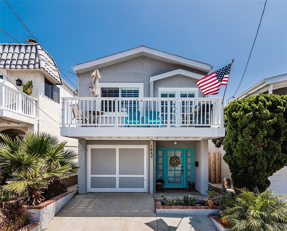 1642 Steinhart Avenue, Redondo Beach, California 90278, 3 Bedrooms Bedrooms, ,2 BathroomsBathrooms,Residential,Sold,Steinhart,SB18115286