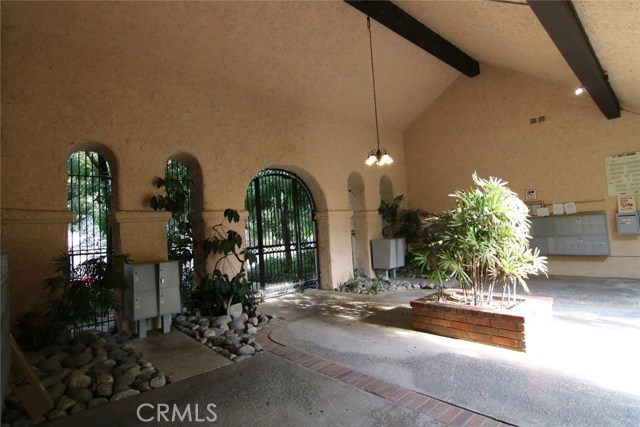 2 Bed Home for Sale in Burbank, California