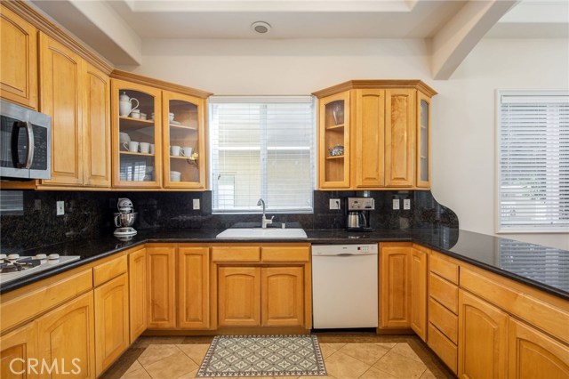 1916 Ruhland Avenue, Redondo Beach, California 90278, 4 Bedrooms Bedrooms, ,2 BathroomsBathrooms,Residential,Sold,Ruhland,SB19278624