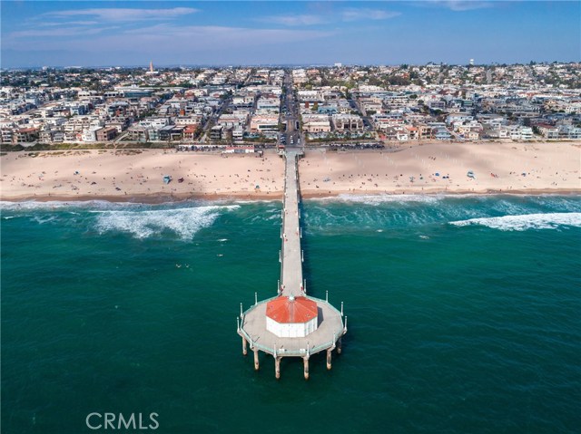 531 13th Street, Manhattan Beach, California 90266, 4 Bedrooms Bedrooms, ,2 BathroomsBathrooms,Residential,Sold,13th,SB20116052