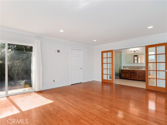 3 Bed Home for Sale in Encino, California
