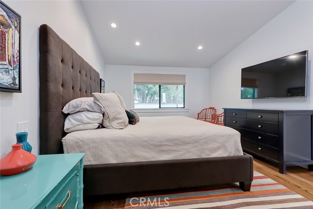 585 29th Street, Manhattan Beach, California 90266, 4 Bedrooms Bedrooms, ,3 BathroomsBathrooms,Residential,Sold,29th,SB21019167